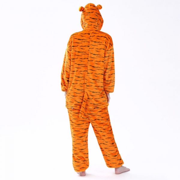 Пижама Кигуруми рыжий тигр с выпуклой мордой купить недорого в СПБ для взрослых и детей