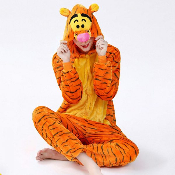Костюм пижама кигуруми тигр с мордочкой выпуклой 3д 3d купить недорого в СПб